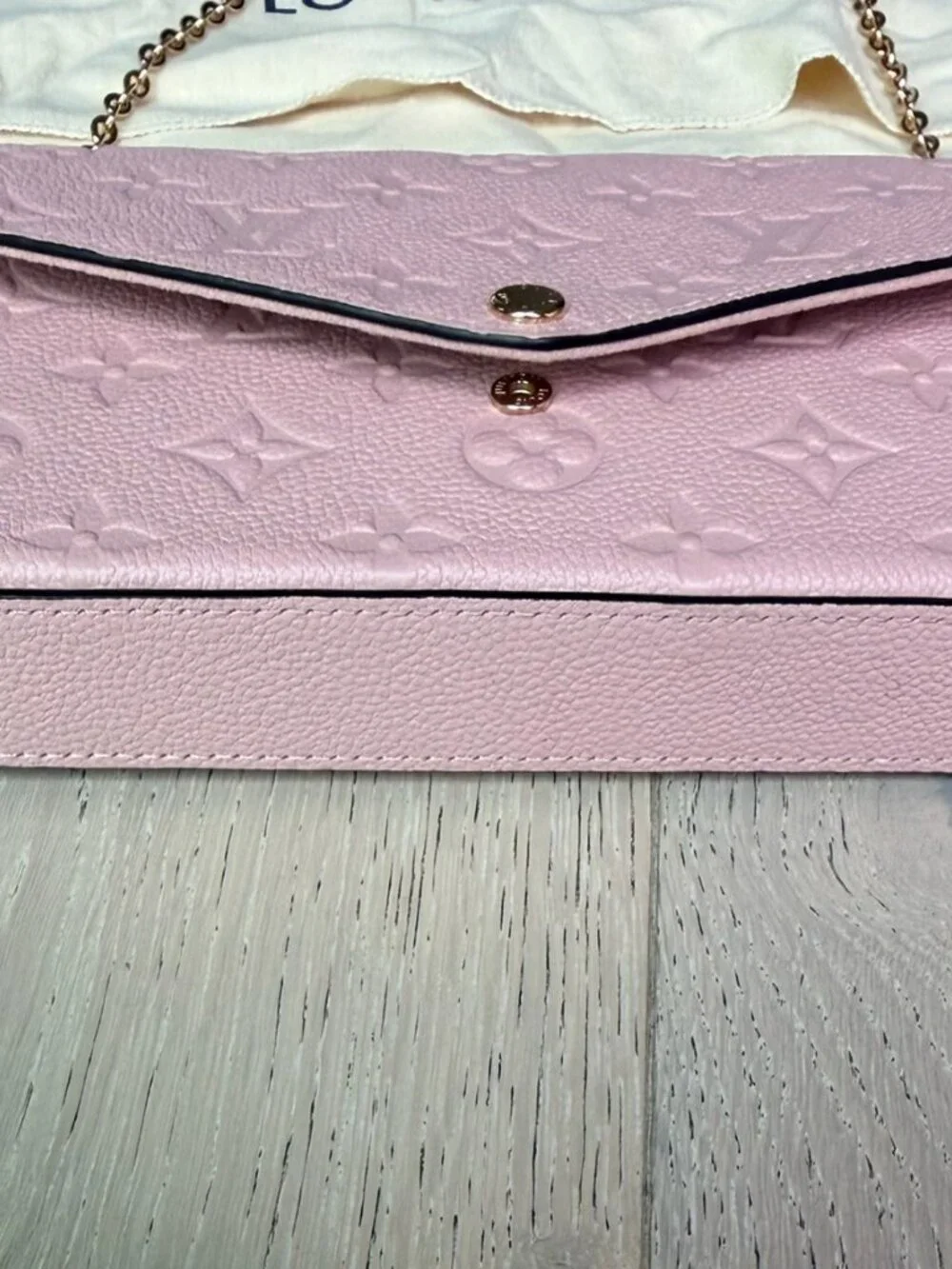 Louis Vuitton Pochette Félicie Monogram Empreinte Rose Poudre